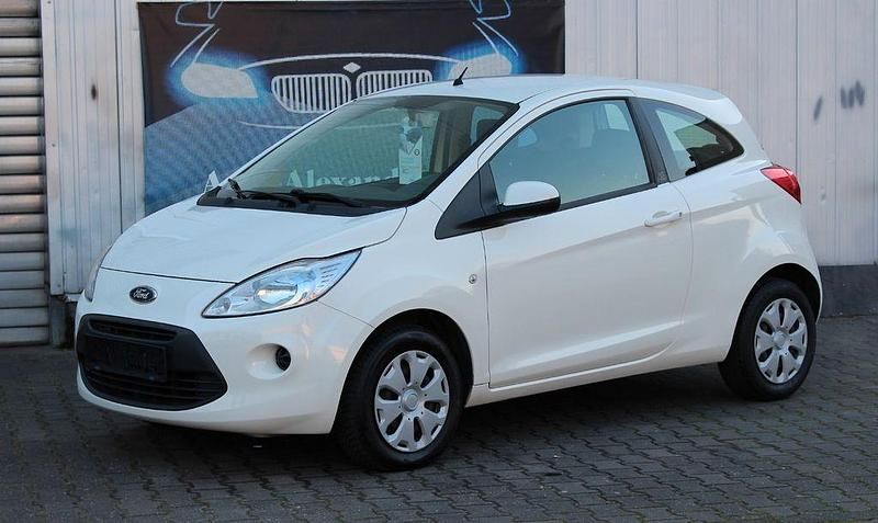 Gebraucht Ford Ka Ambiente 69 PS (50 kW) 2012 Weiß Kleinwagen
