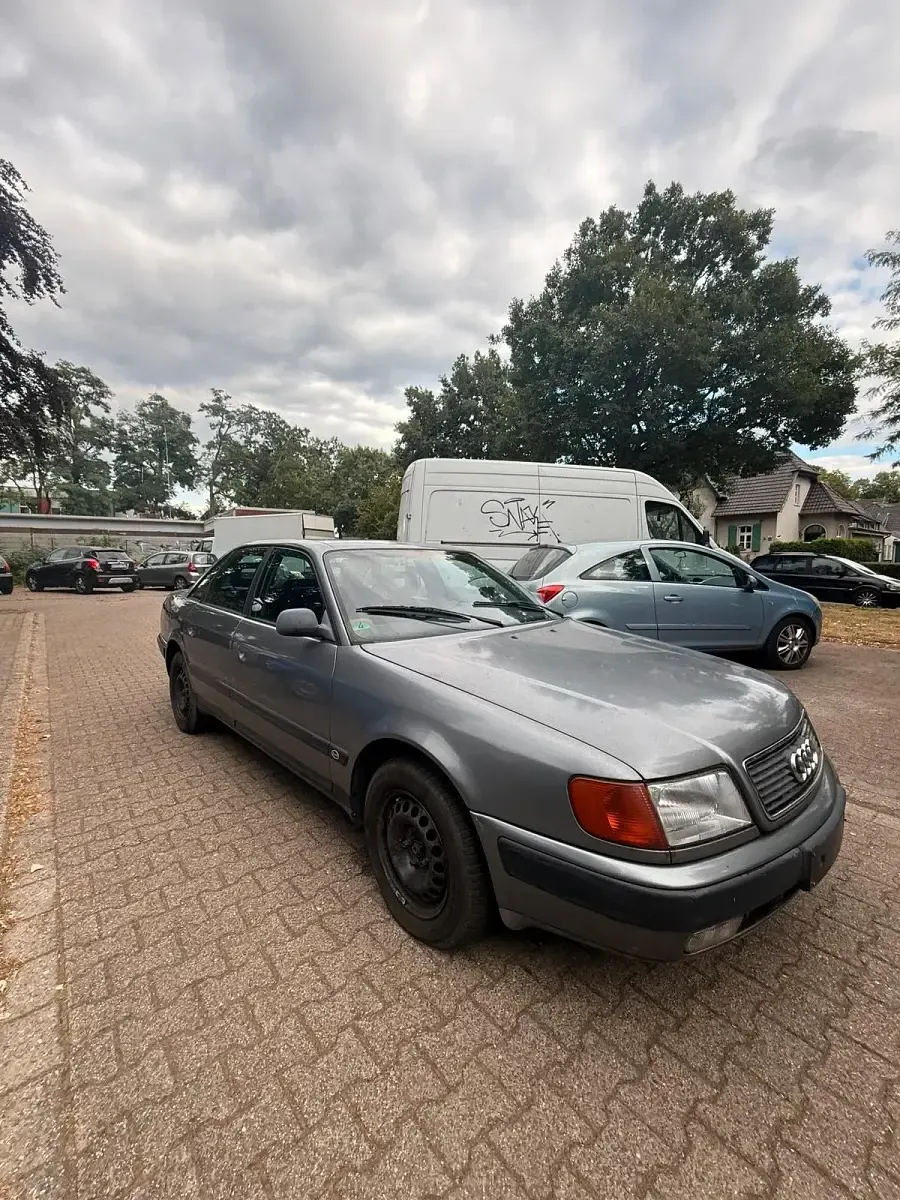 Gebraucht Audi A6 115 PS (84 kW) 1993 Grau Limousine