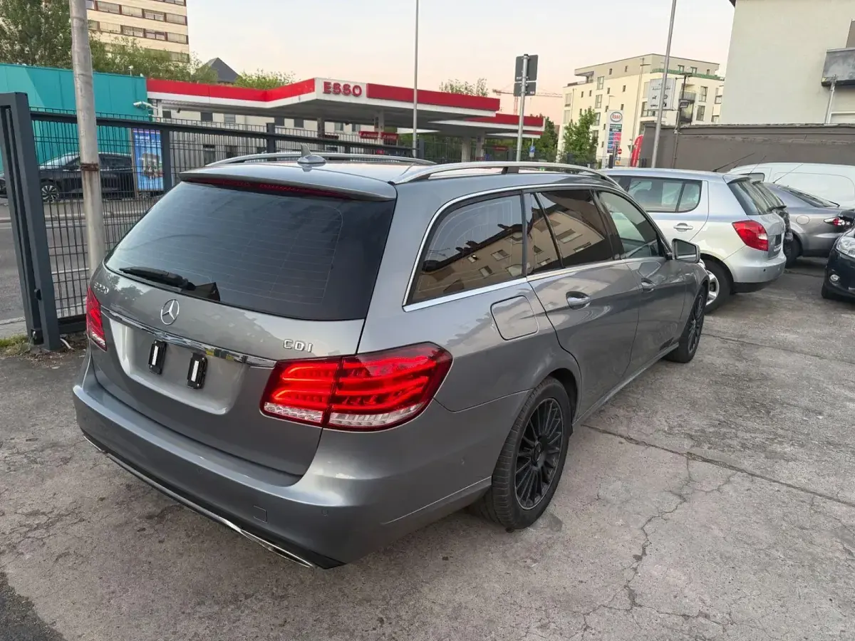 Second-hand Mercedes E220 170 CP (125 kW) 2014 Argintiu Break