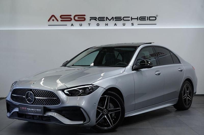 Silber Gebraucht 2024 Mercedes C200 AMG line Limousine | 41.800 € (Teuer) - Bild 1/4