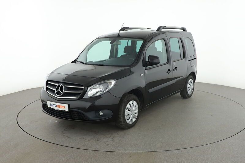 Schwarz Gebraucht 2020 Mercedes Citan 111 Edition Kombi | 16.240 € - Bild 1/4
