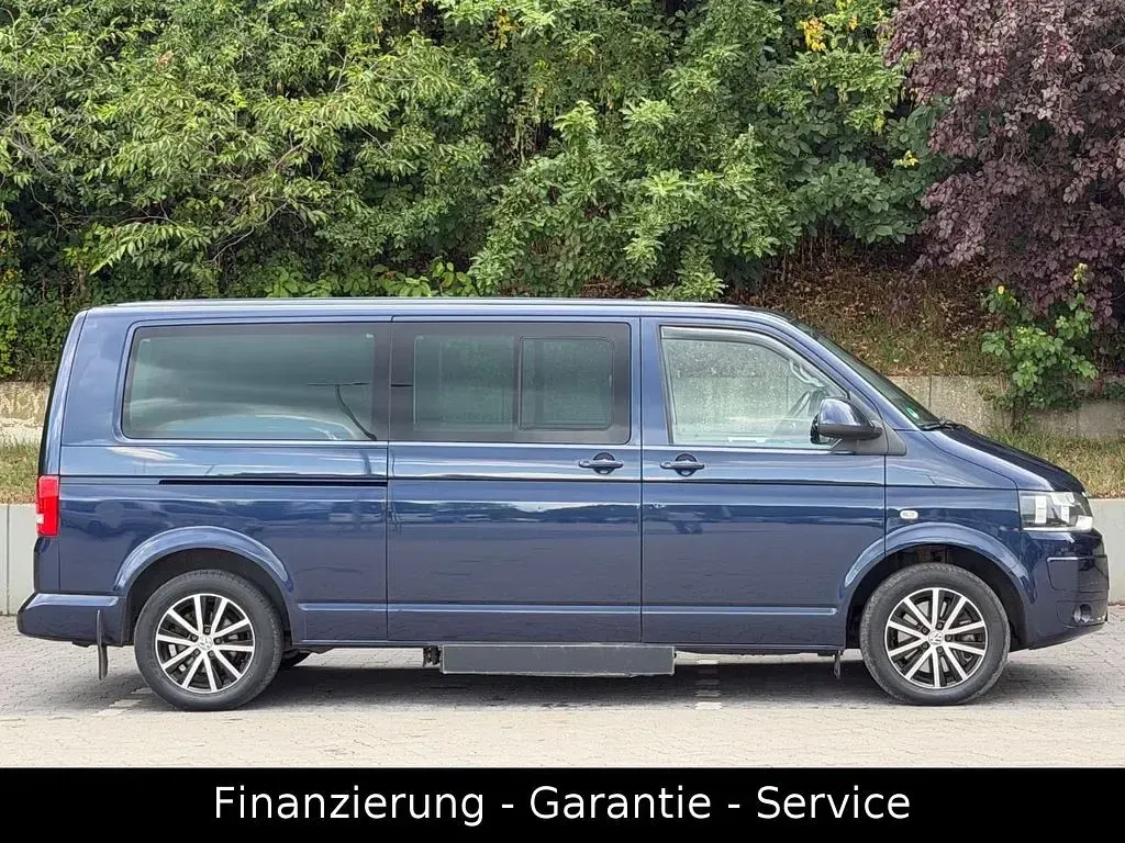 Gebraucht VW Multivan 179 PS (131 kW) 2013 Night blue metallic Van / Kleinbus