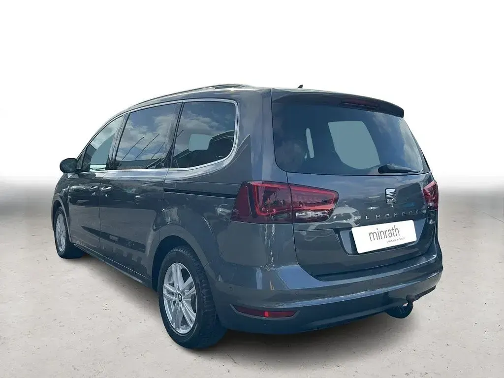 Gebraucht Seat Alhambra FR-Line 150 PS (110 kW) 2022 Grau Van / Kleinbus