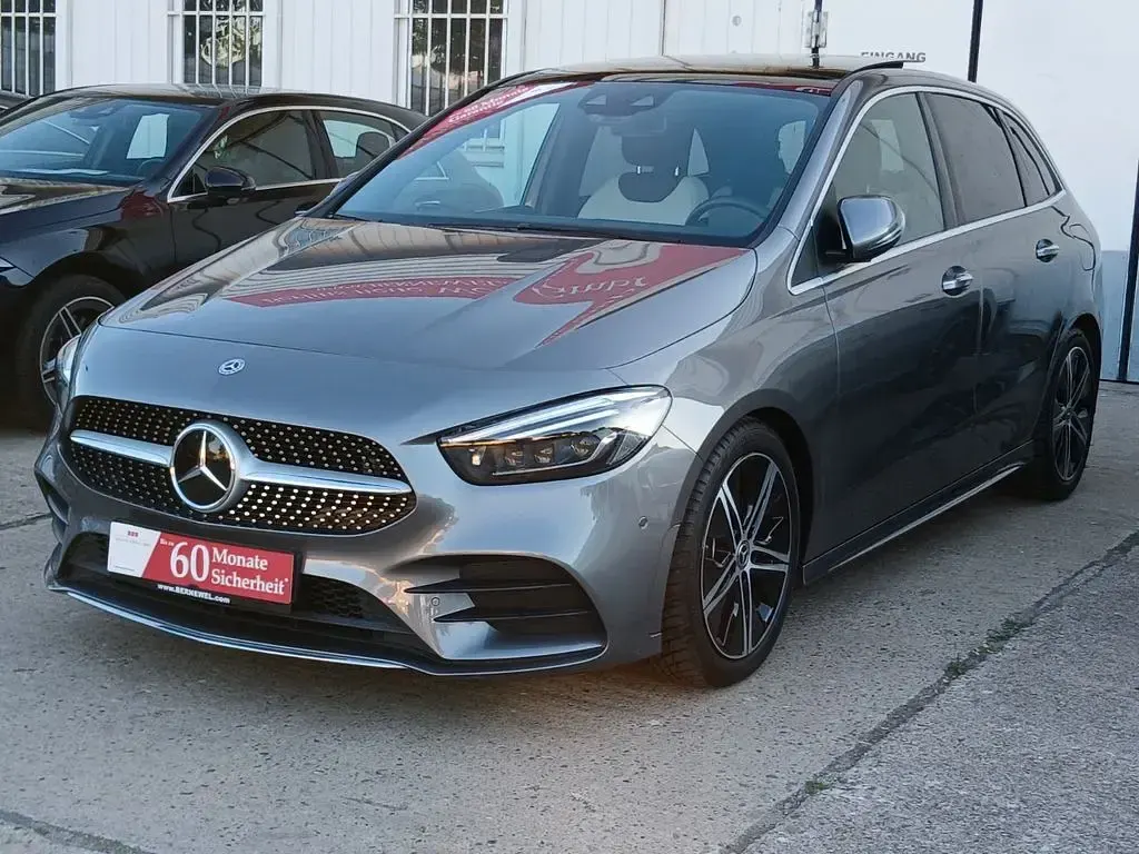 Gebraucht Mercedes B220 AMG 190 PS (139 kW) 2019 Grau Kleinwagen