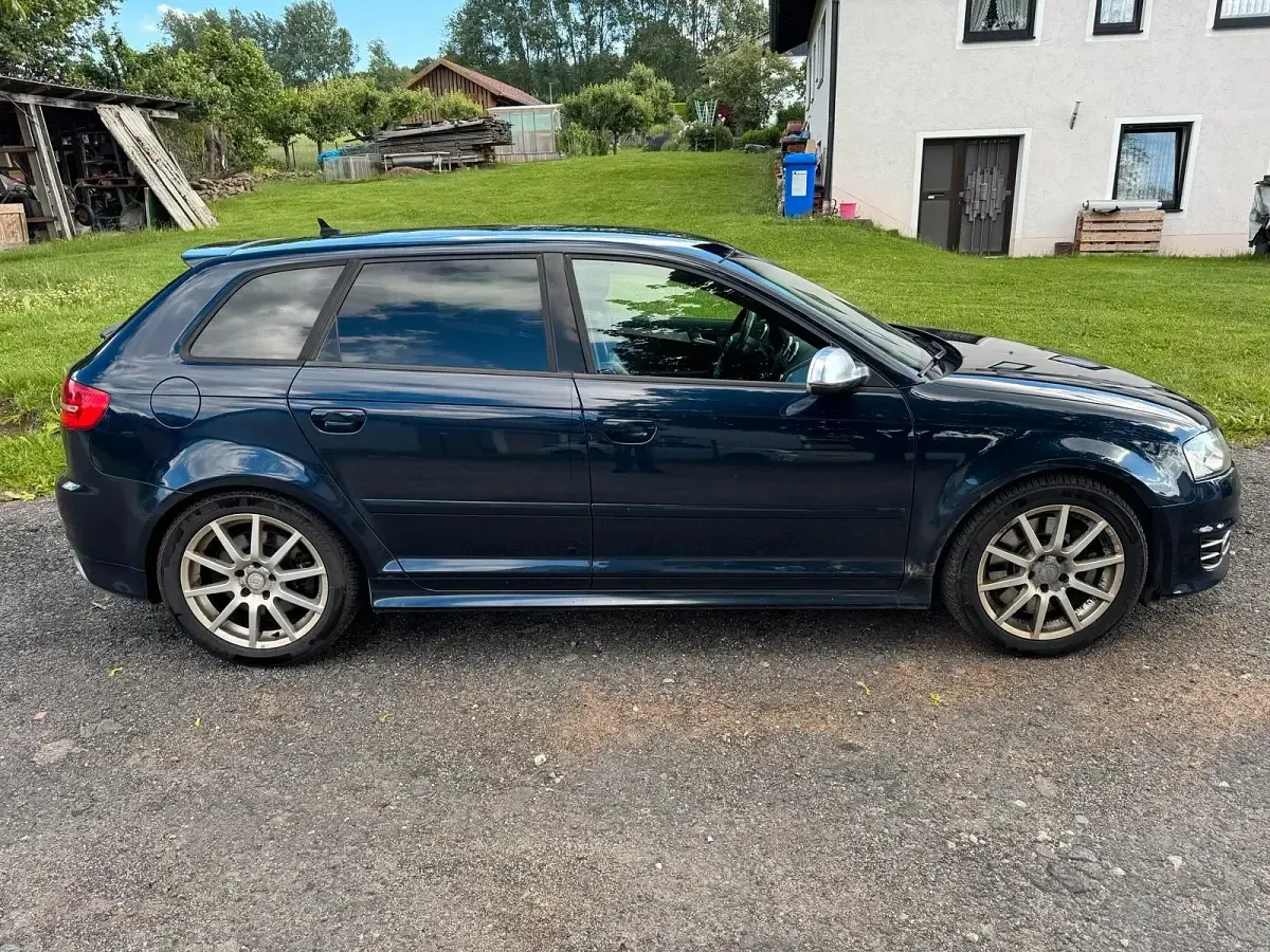 Gebraucht Audi S3 265 PS (194 kW) 2011 Blau Kleinwagen
