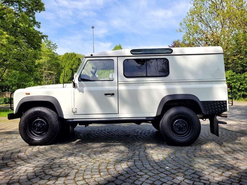 Gebraucht Land Rover Defender 122 PS (89 kW) 2002 Weiß SUV
