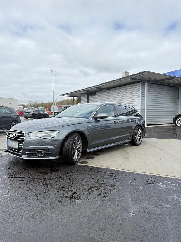 Second-hand Audi A6 Competition 330 CP (242 kW) 2017 Gri Break