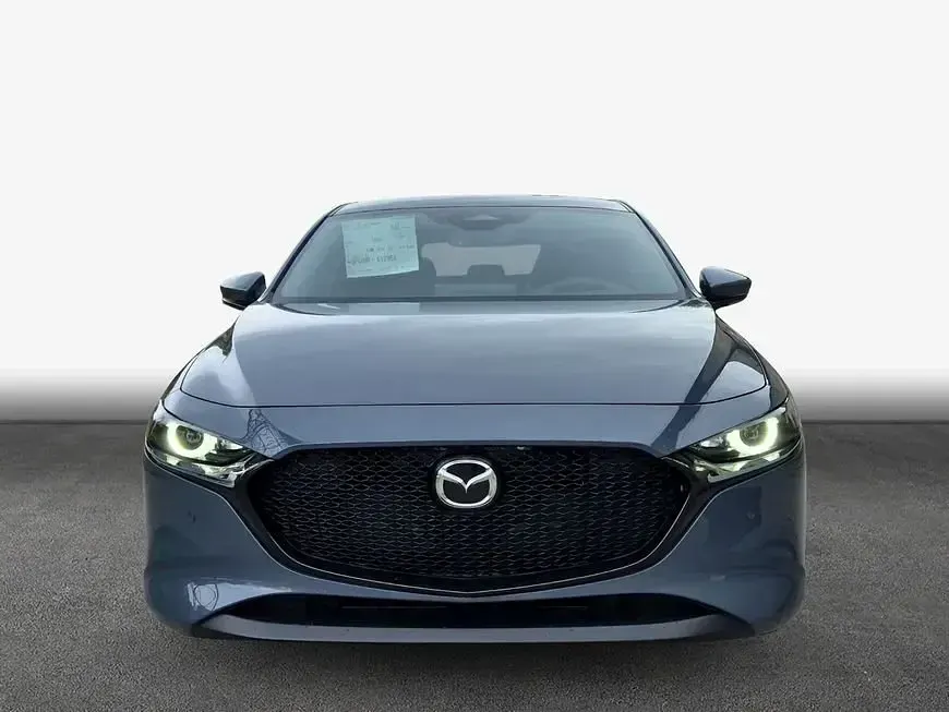 Neu Mazda 3 Exclusive-Line 140 PS (102 kW) 2025 Grau Limousine