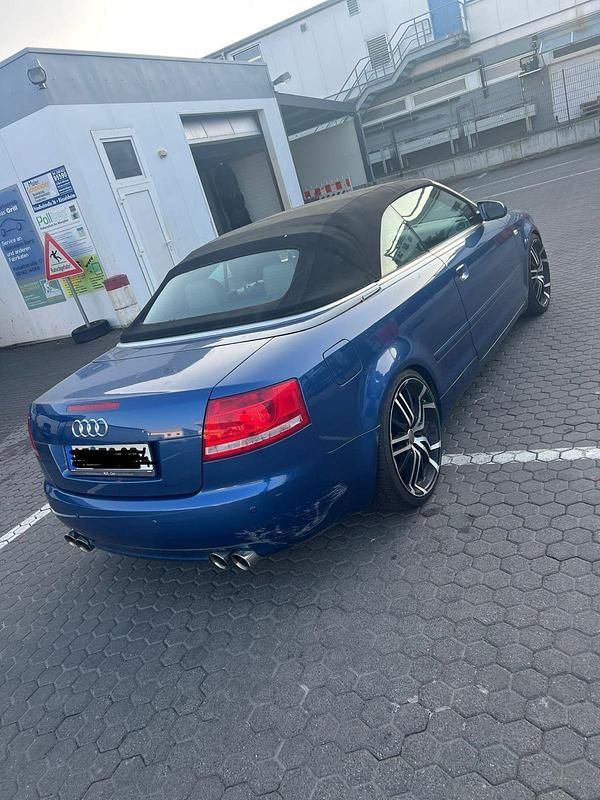 Gebraucht Audi A4 Cabriolet 170 PS (125 kW) 2002 Blau Cabrio