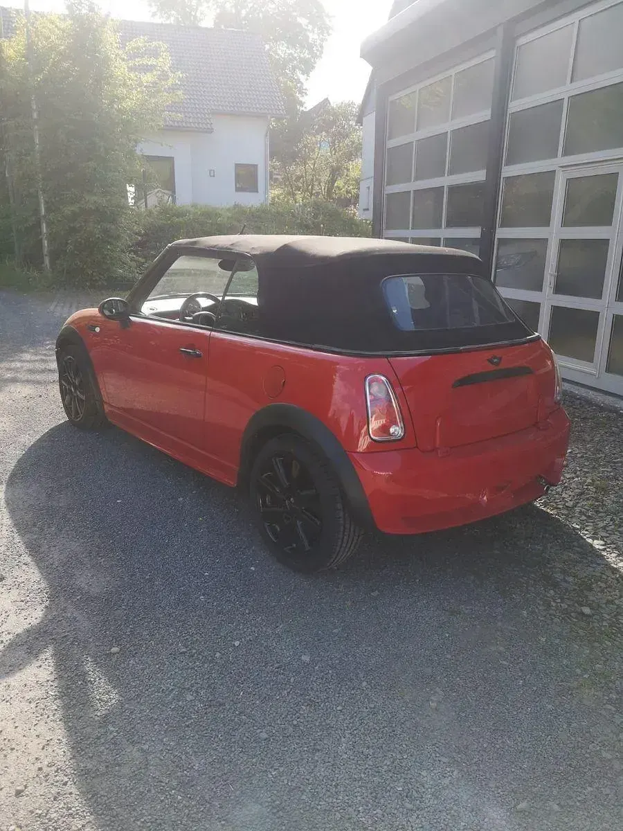 Occasion Mini One Cabriolet 90 PK (66 kW) 2007 Rood Cabriolet
