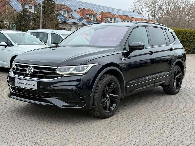 Gebraucht VW Tiguan Allspace R-line 200 PS (147 kW) 2023 Schwarz SUV