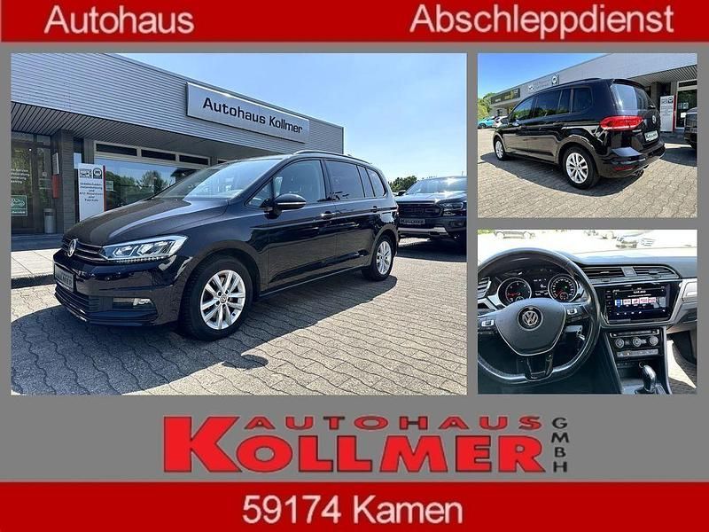 Deep black perleffekt Gebraucht 2017 VW Touran Comfortline Van / Kleinbus | 20.490 € (Fairer Preis) - Bild 1/4