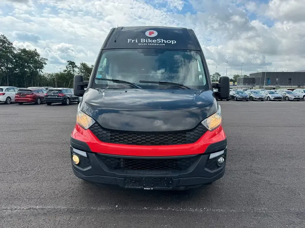 Gebraucht Iveco Daily 170 PS (125 kW) 2016 Weiß Van / Kleinbus