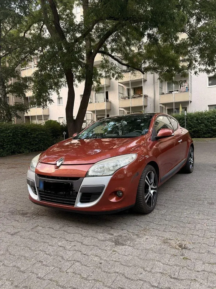 Gebraucht Renault Mégane Coupé Luxe 179 PS (131 kW) 2009 Orange Coupé