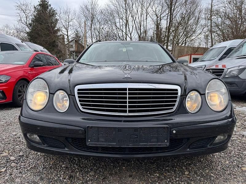 Gebraucht Mercedes E280 190 PS (139 kW) 2006 Schwarz Limousine
