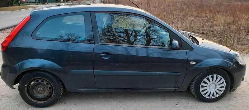 Gebraucht Ford Fiesta 81 PS (59 kW) 2006 Kleinwagen