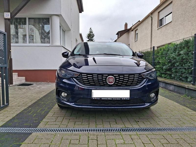 Blau Gebraucht 2019 Fiat Tipo Lounge Kombi | 12.800 € (Guter Preis) - Bild 1/4