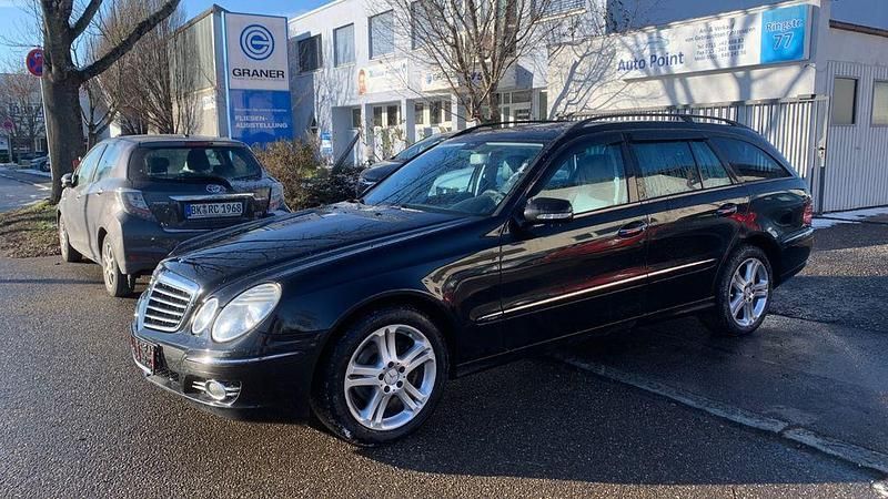 Gebraucht Mercedes E200 184 PS (135 kW) 2007 Schwarz Kombi