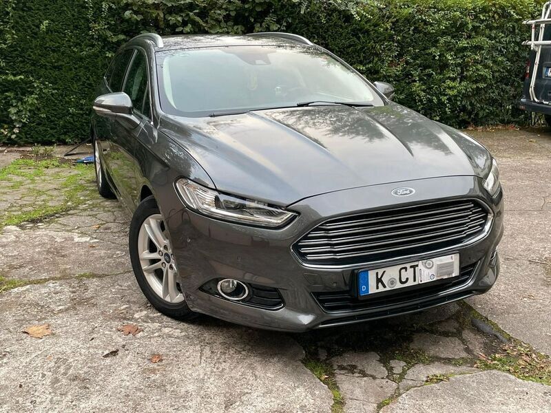 Grau Gebraucht 2016 Ford Mondeo Business Edition Limousine | 9.499 € - Bild 1/4