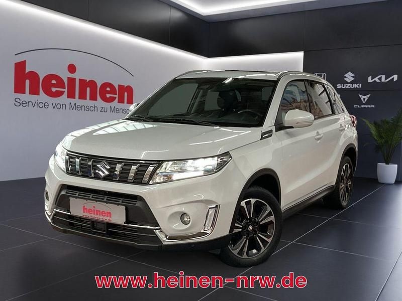 Weiß Gebraucht 2021 Suzuki Vitara Comfort SUV | 18.889 € (Fairer Preis) - Bild 1/4