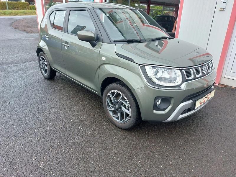 Grün Gebraucht 2022 Suzuki Ignis Club Kleinwagen | 17.980 € - Bild 1/4