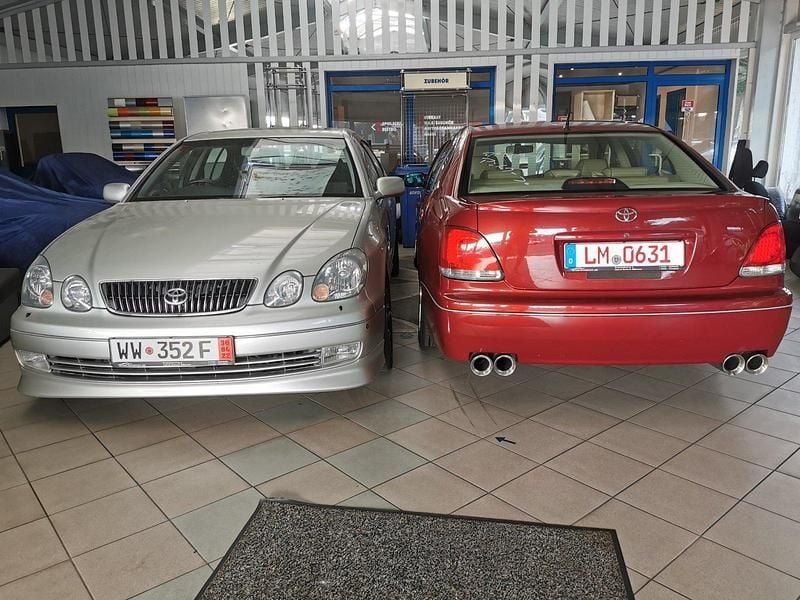 Gebraucht Toyota Aristo 330 PS (242 kW) 1997 Rot Limousine