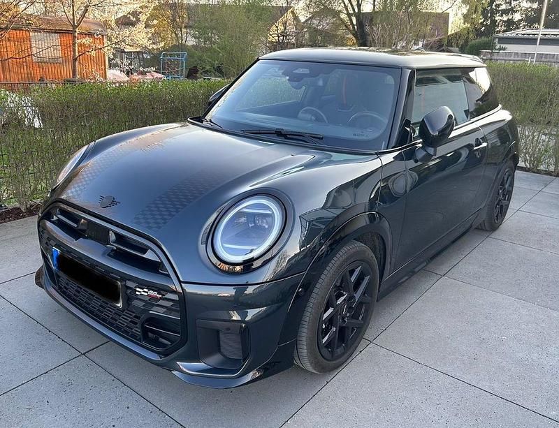 Second-hand Mini John Cooper Works 204 CP (150 kW) 2024 Gri Hatchback