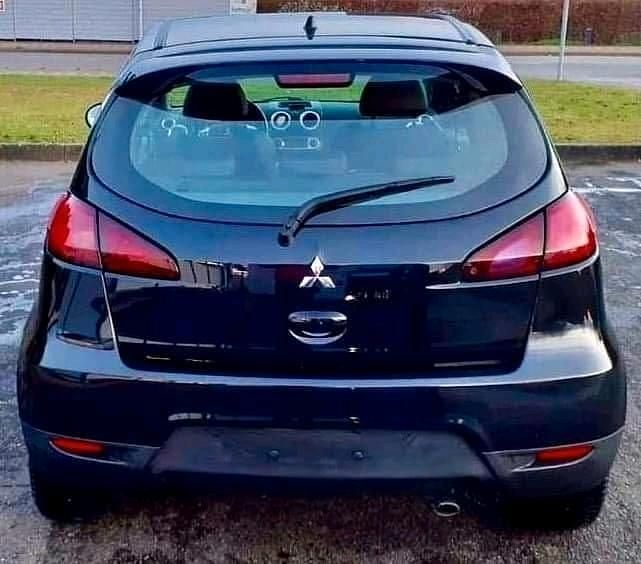 Schwarz Gebraucht 2012 Mitsubishi Colt Kleinwagen | 2.290 € (Fairer Preis) - Bild 1/4