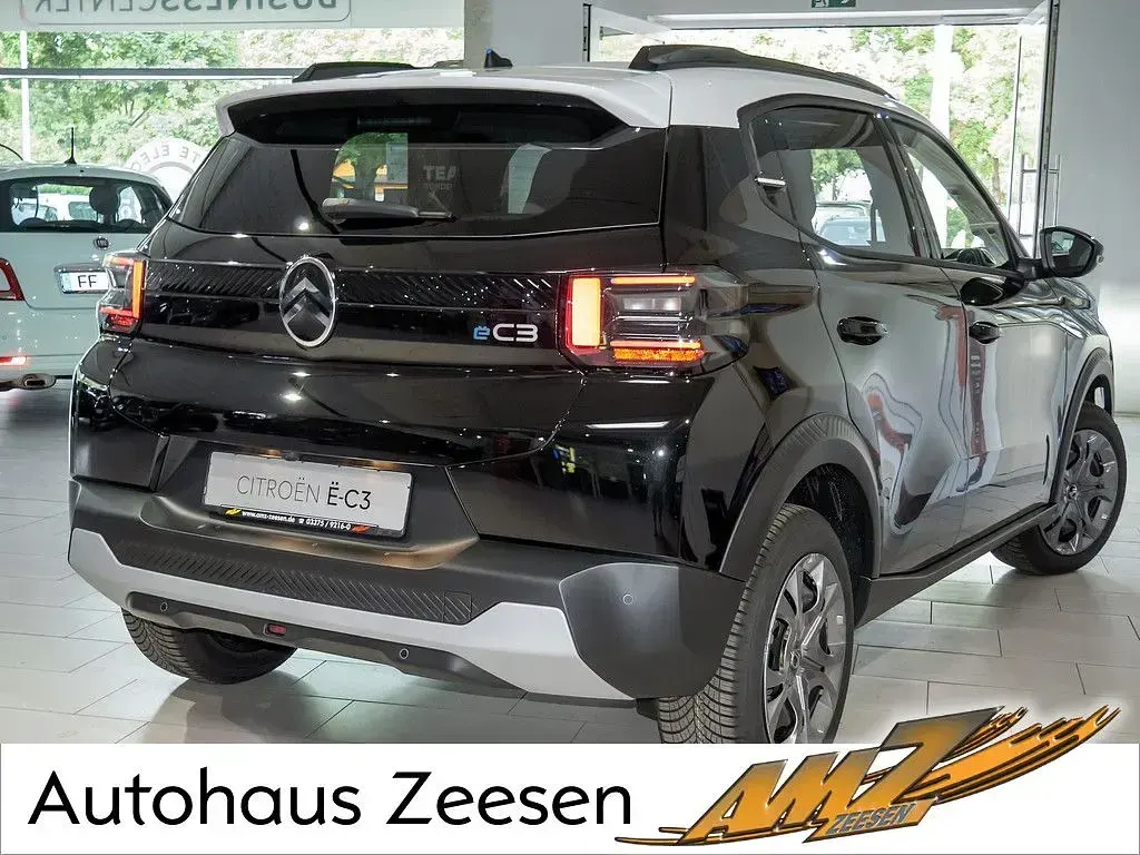 Neu Citroën e-C3 83 kW (113 PS) 2026 Perla nera schwarz Limousine