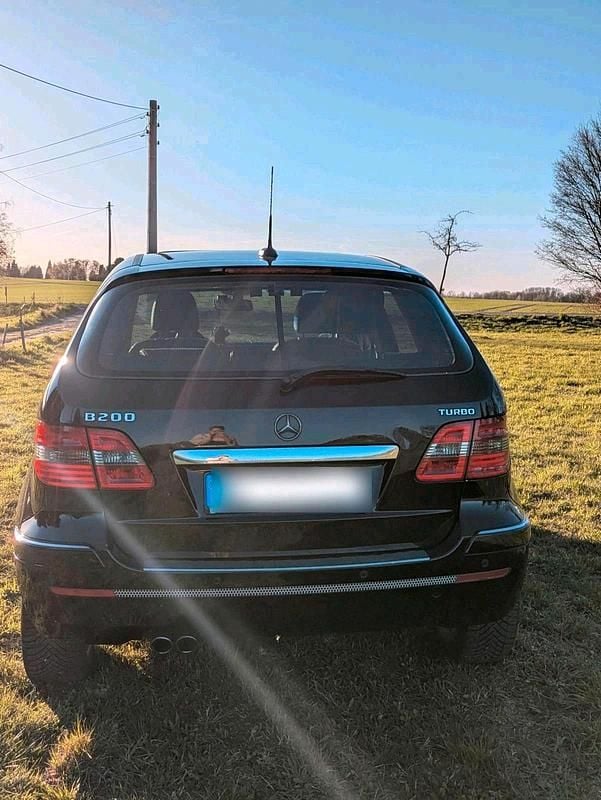 Gebraucht Mercedes B200 193 PS (141 kW) 2006 Schwarz Van / Kleinbus