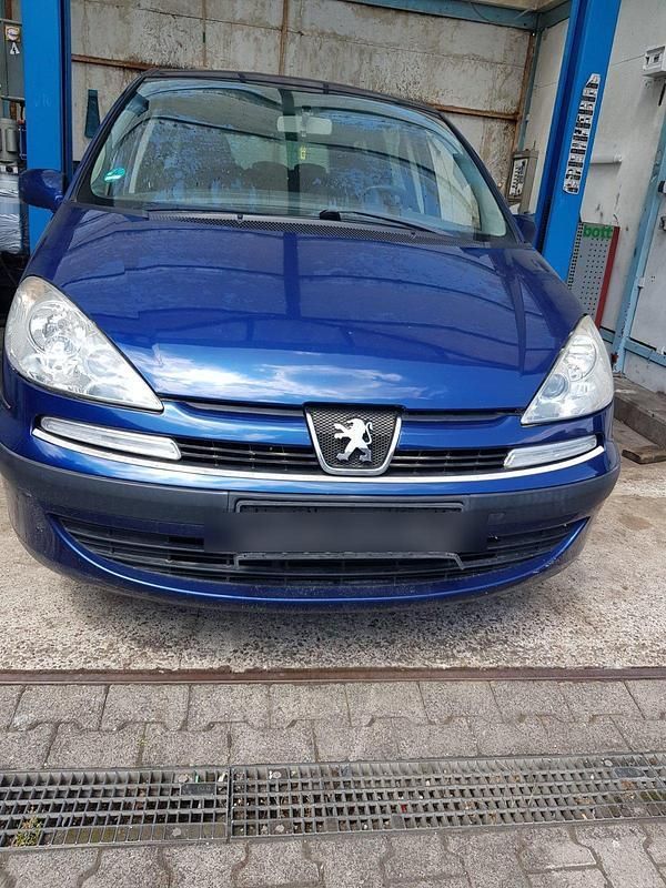 Blau Gebraucht 2006 Peugeot 807 Van / Kleinbus | 799 € (Fairer Preis) - Bild 1/4