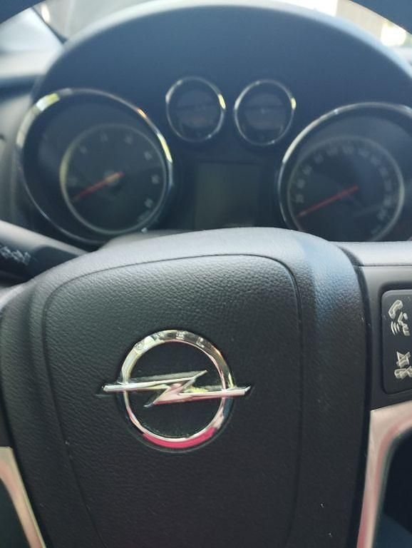 Gebraucht Opel Astra 110 PS (80 kW) 2011 Grau Limousine