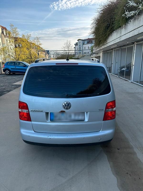 Gebraucht VW Touran 140 PS (102 kW) 2006 Silber Van / Kleinbus