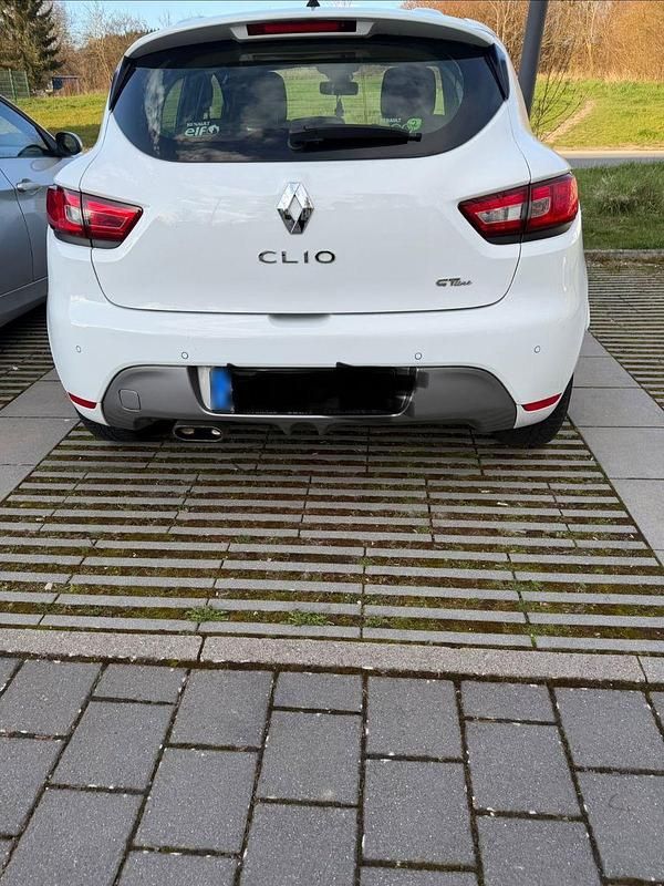 Gebraucht Renault Clio IV Intens 90 PS (66 kW) 2016 Weiß Kleinwagen