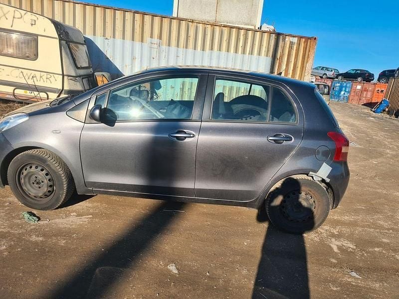 Gebraucht Toyota Yaris Executive 99 PS (72 kW) 2008 Kleinwagen