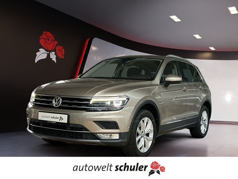Titanium beige metallic Gebraucht 2017 VW Tiguan Highline SUV | 22.370 € (Guter Preis) - Bild 1/4