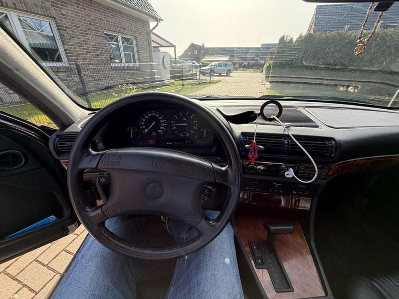 Gebraucht BMW 730 218 PS (160 kW) 1992 Schwarz Limousine