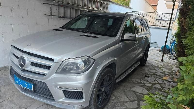 Silber Gebraucht 2015 Mercedes GL350 SUV | 26.000 € (Fairer Preis) - Bild 1/4