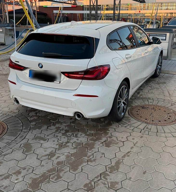 Gebraucht BMW 120 190 PS (139 kW) 2021 Weiß Kleinwagen
