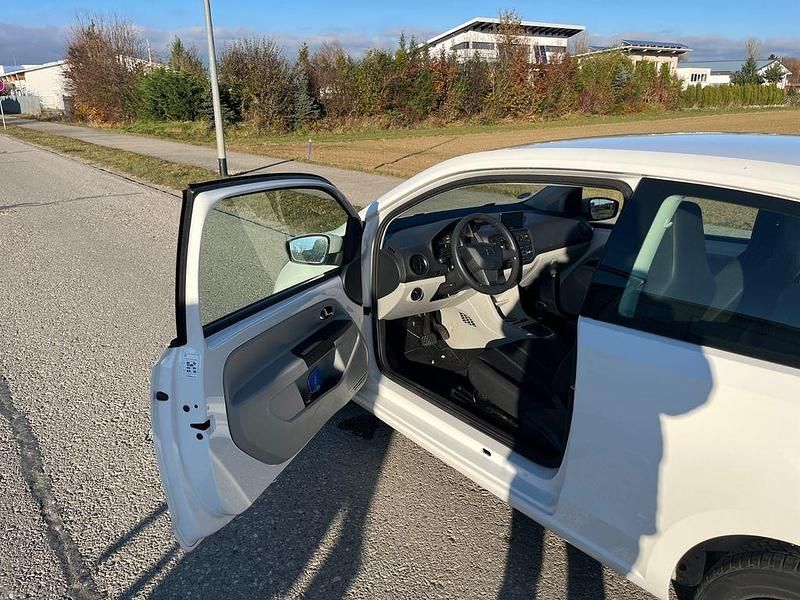 Gebraucht Seat Mii 60 PS (44 kW) 2016 Weiß Kleinwagen