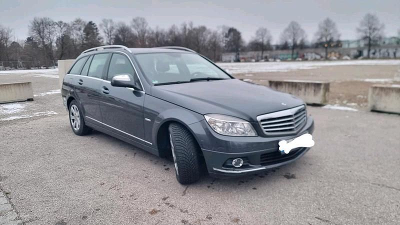 Grau Gebraucht 2008 Mercedes C200 Limousine | 3.950 € (Guter Preis) - Bild 1/4
