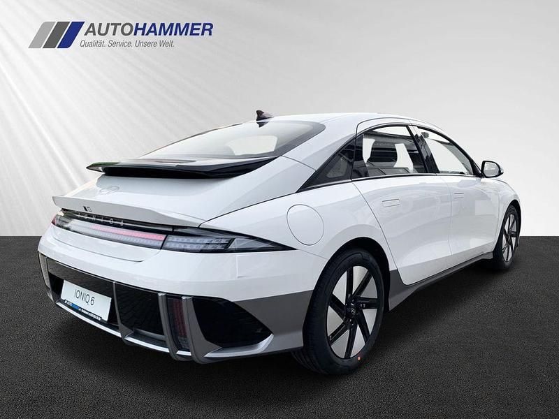 Gebraucht Hyundai Ioniq 6 Dynamiq 111 kW (151 PS) 2024 Weiß Limousine