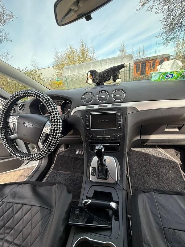 Second-hand Ford S-MAX S 150 CP (110 kW) 2013 Gri Monovolum