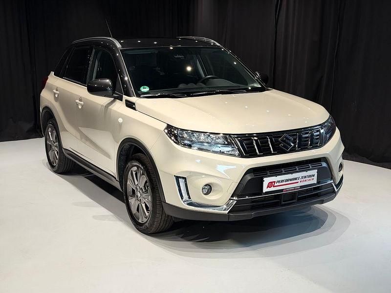 Gebraucht Suzuki Vitara 129 PS (94 kW) 2023 Grau SUV