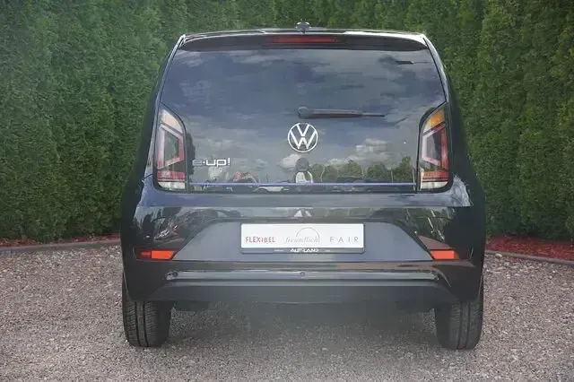 Gebraucht VW e-up! 149 kW (203 PS) 2021 Deep black perleffekt Kleinwagen
