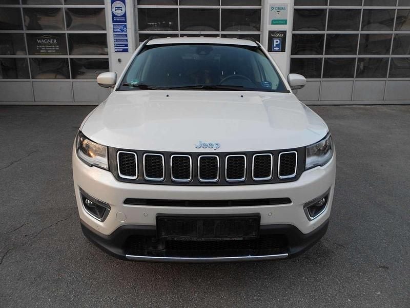 Second-hand Jeep Compass Limited 170 CP (125 kW) 2019 Alb SUV
