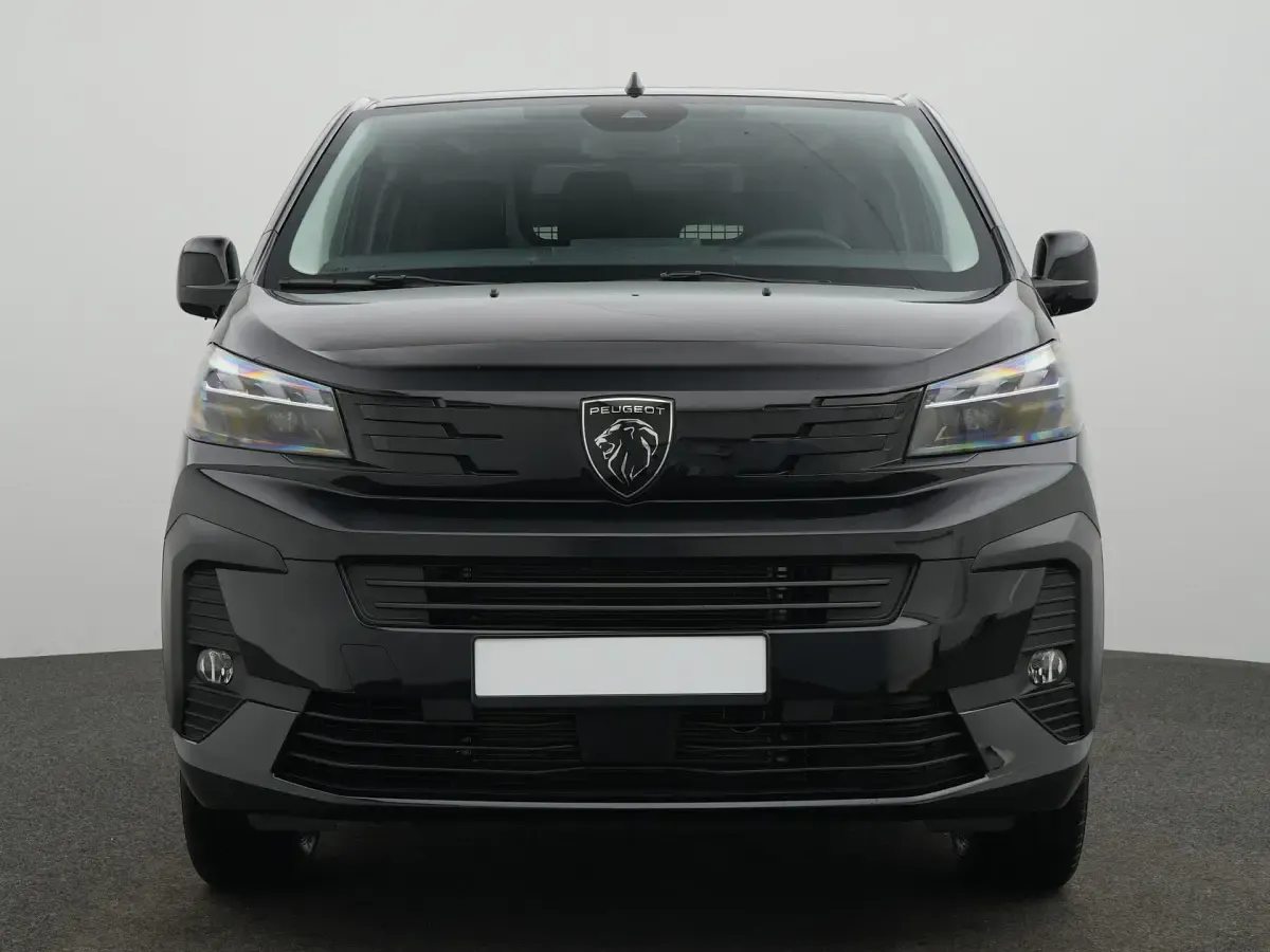 Neu Peugeot Expert 144 PS (105 kW) 2025 Perlaneraschwarz Van