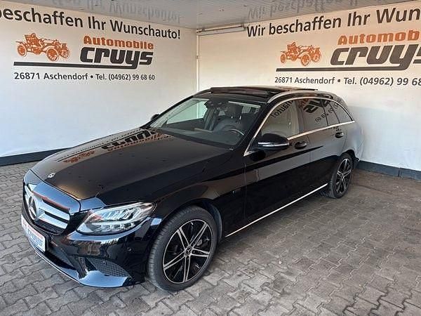 Gebraucht Mercedes C300e Avantgarde 211 PS (155 kW) 2021 Schwarz Limousine