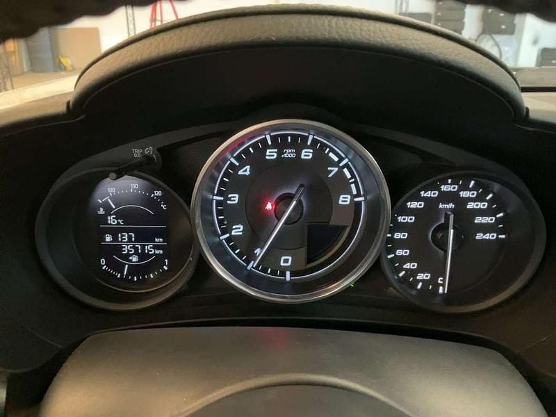 Weiß Gebraucht 2019 Fiat 124 Spider Lusso Cabrio | 14.500 € (Superpreis) - Bild 1/4