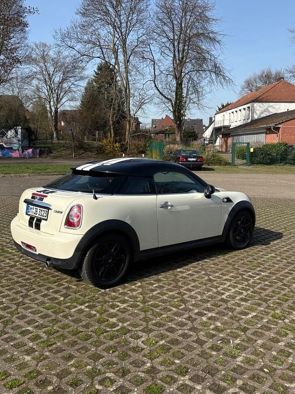 Second-hand Mini Cooper 122 CP (89 kW) 2012 Bej Hatchback